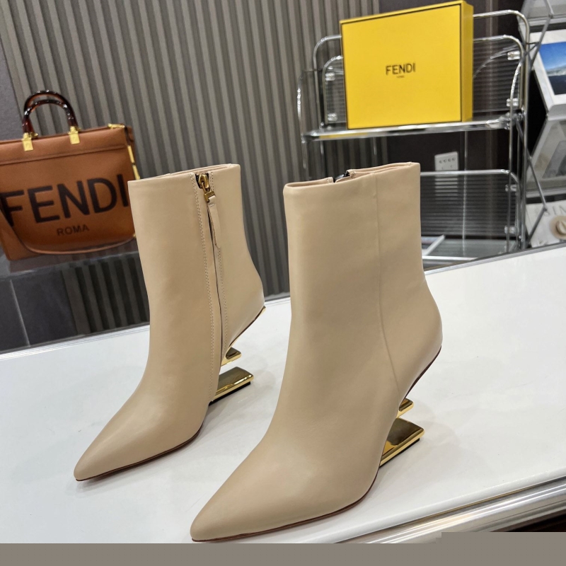 F**di boots